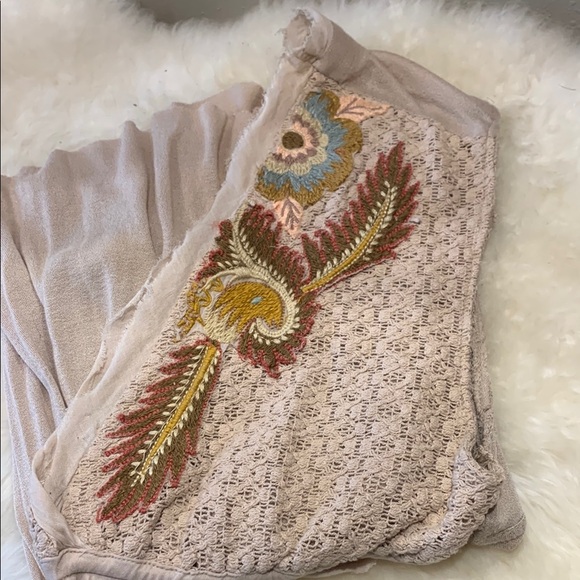 Free People Embroidered and Embellised Fairycore Crochet Sleeveless Top deep V - Picture 6 of 6